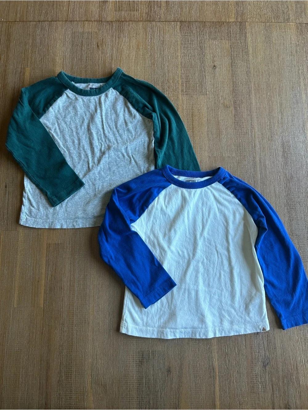 6pc Lot of 4T Fall/Winter Tops